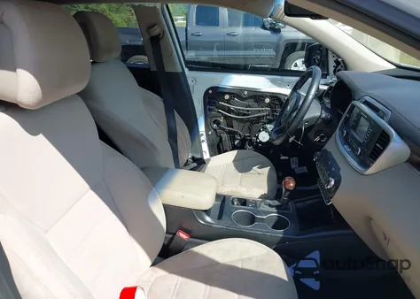 2016 Kia Sorento 2.4L Lx from USA, damaged, VIN 5XYPG4A38GG089573